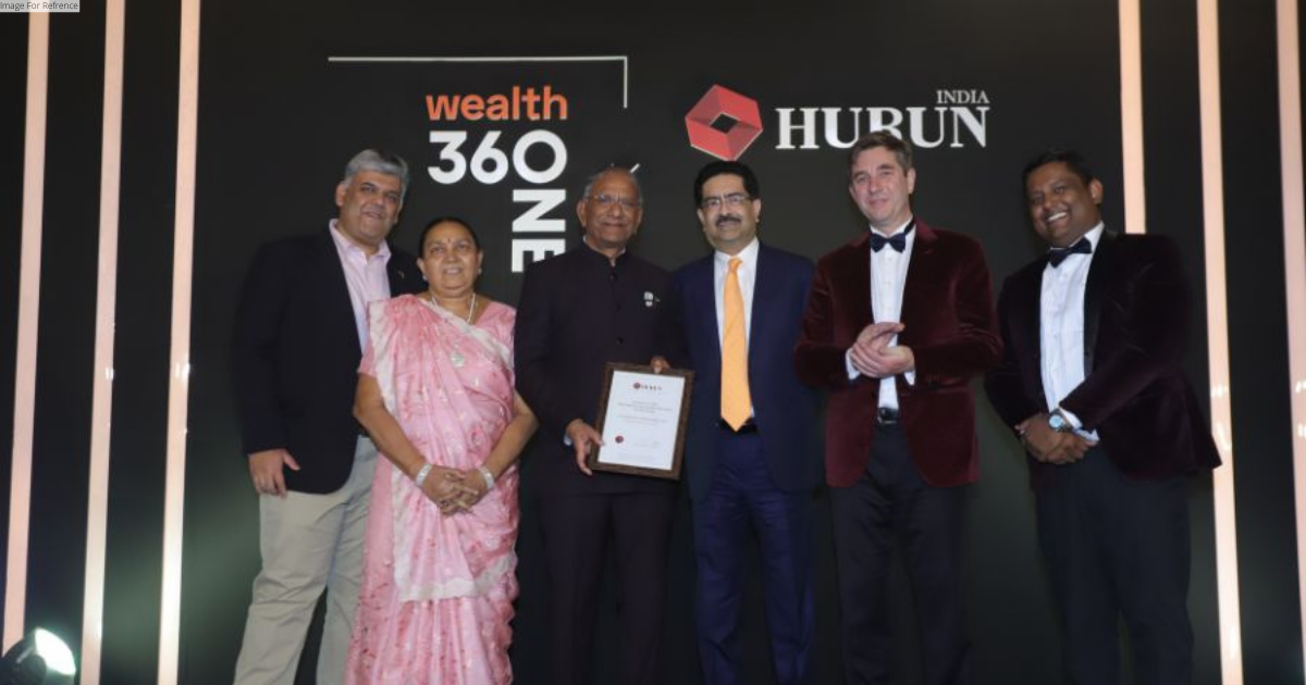 ‘My Company is My Family; My Family is not My Company’, proponent Govindkaka of Shree Ramkrishna Exports Pvt. Ltd honoured with 2022 Hurun Most Respected Family Business of the Year Award